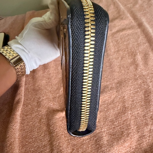 MCM Cognac Visetos Zip around Wallet - Picture 5 of 16